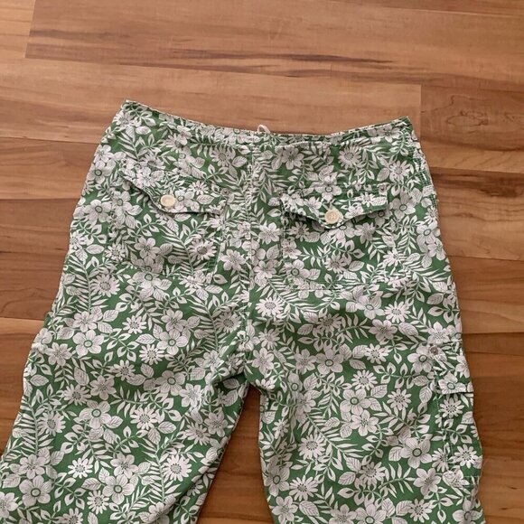 Liz Claiborne Sloane Size 12 Women’s Capri Green Floral Print Cargo Pants - Picture 6 of 10